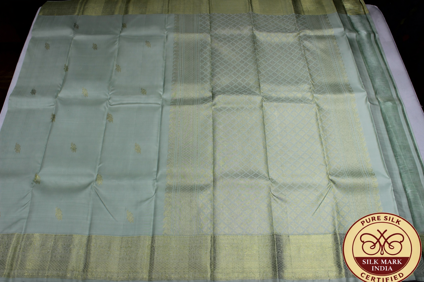 Ivory Green pastel Elegance - Pure Handloom Kanjivaram Silk Saree
