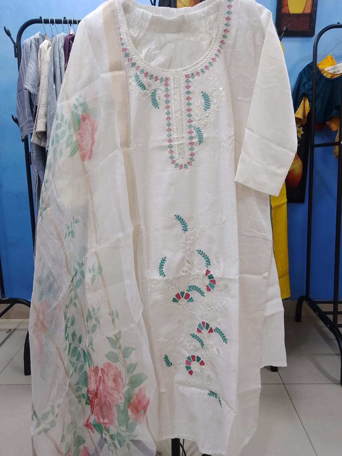 Elegant Ivory White Embroidered Ready-Made Salwar Suit with Floral Organza Dupatta