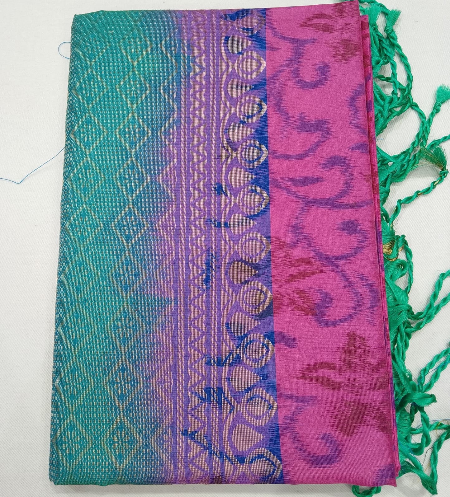 Pure Handloom Silk Pochampally Saree – Pink Floral Body with Aqua Green Contrast Pallu