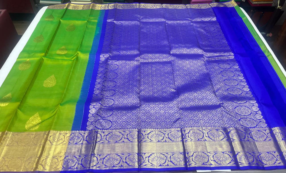 Kanjivaram Saree Dual Tone– Parrot Green & Royal Blue with Rich Gold Zari Weaving