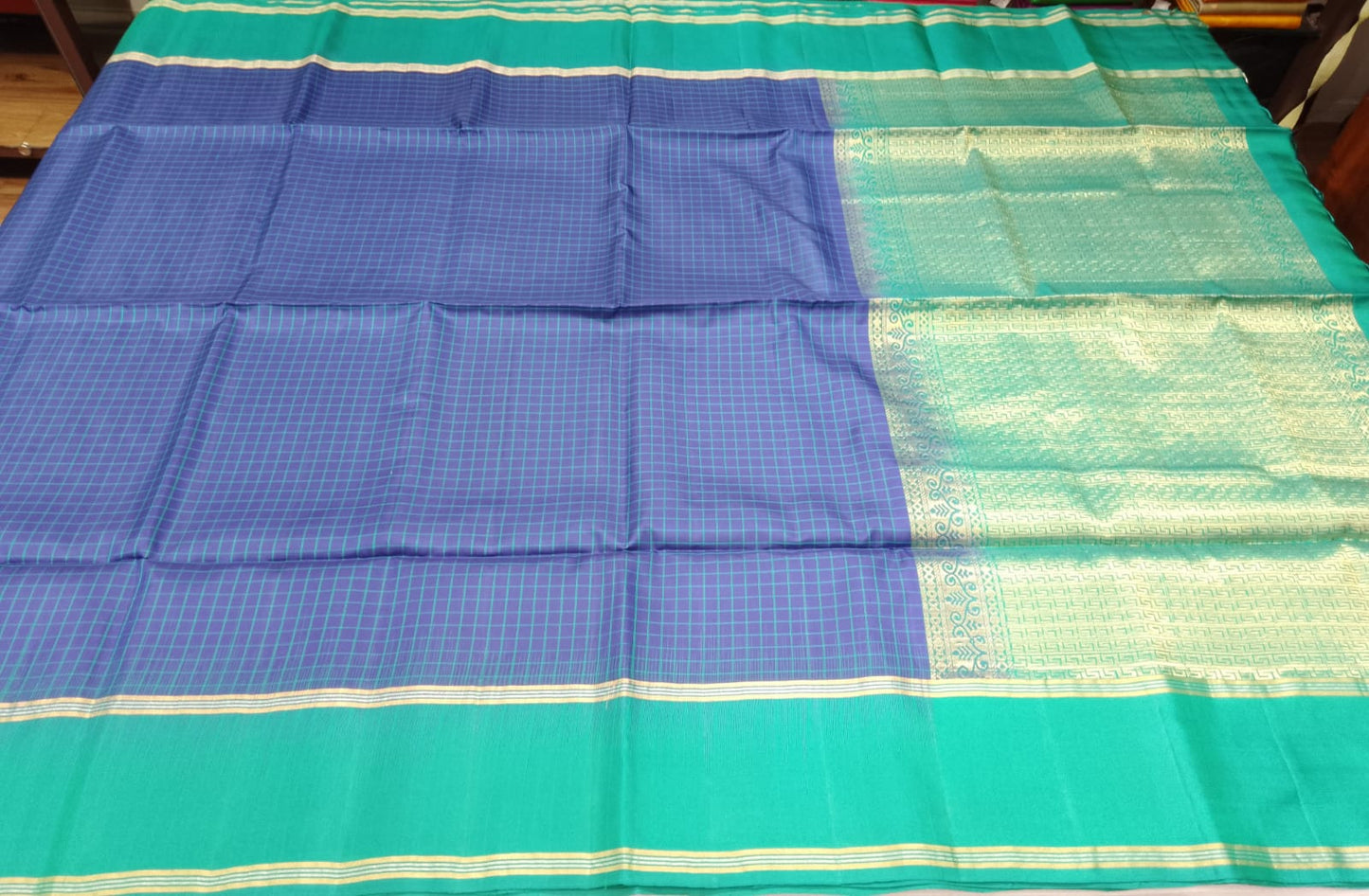 Royal Blue & Sea Green Pure Silk Handloom Soft Silk Saree