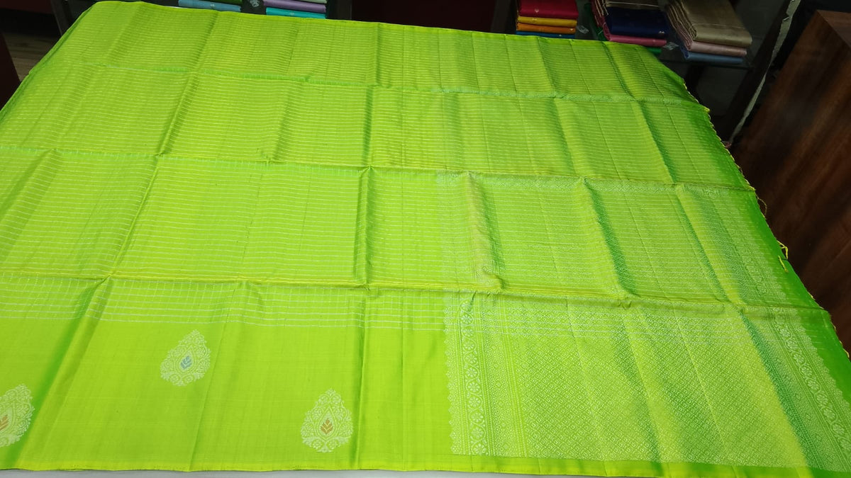 Pure Handloom Soft Silk Dual Shade Saree – Lime Green & Parrot Green with Silver Zari