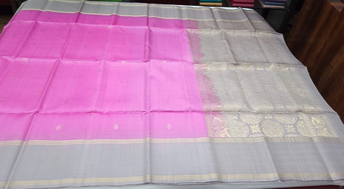Pure Handloom Soft Silk Rani Pink Saree with Silver-Grey Floral Zari Pallu
