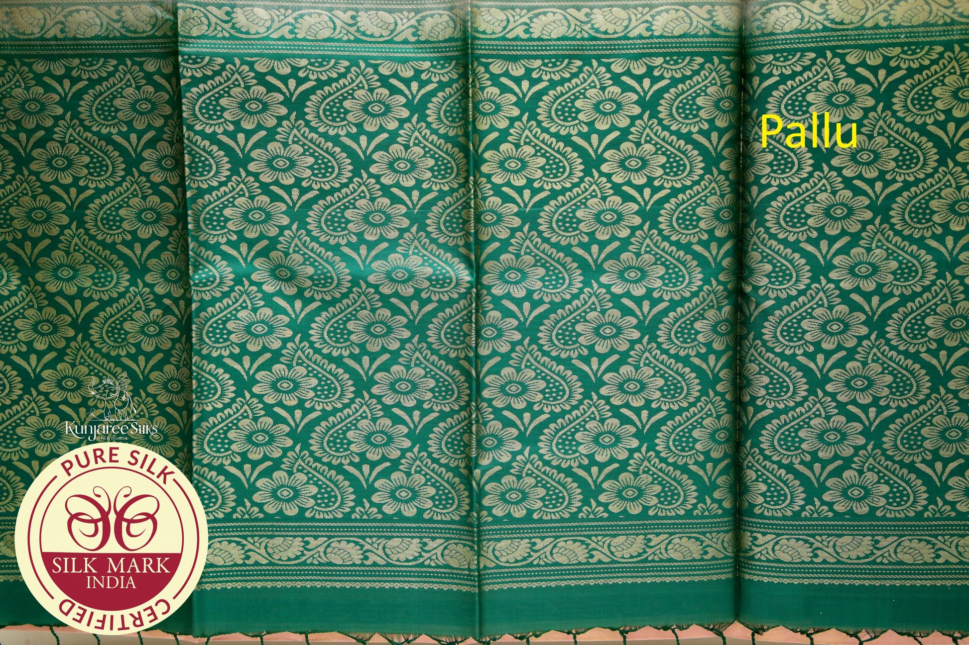 Onion with Bottle Green Boarder less pure silk Saree