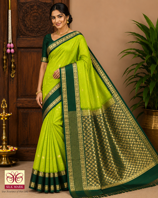 Elegant Lime Green & Bottle Green Pure Silk Handloom Saree with Antique Gold Zari Pallu