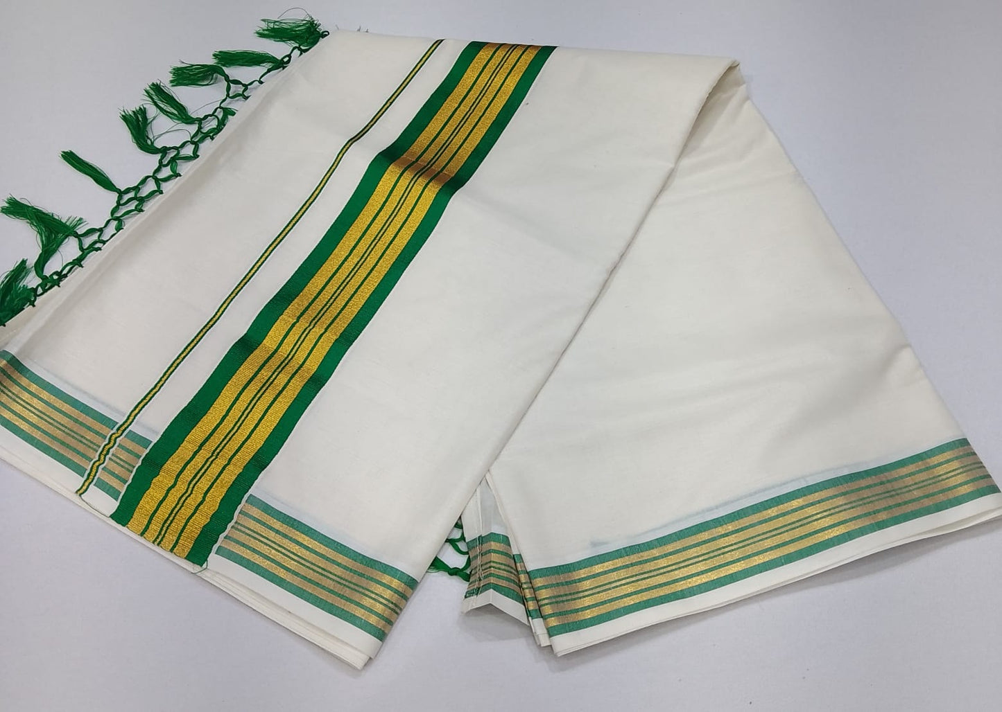 Classic Kerala Cotton Saree with Traditional Green Kasavu Border