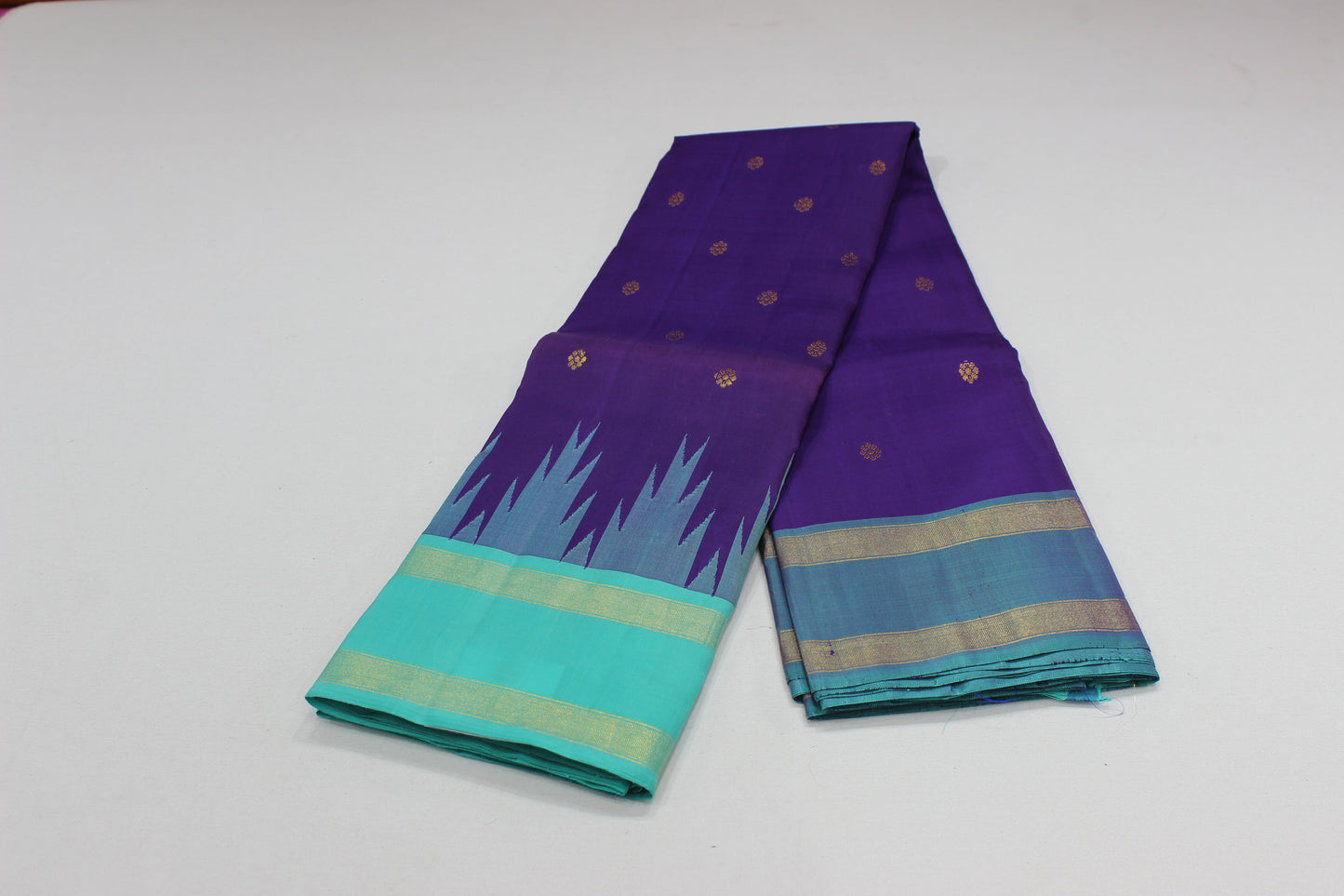 Blue & Aqua Light Blue Pure Silk Handloom Saree with Temple Border