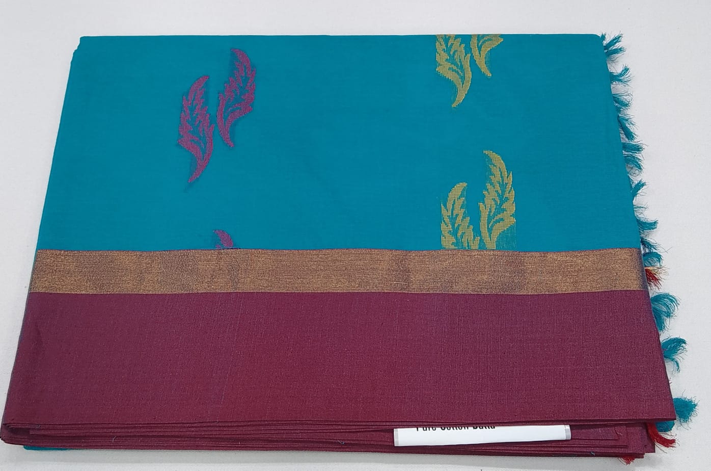 Turquoise Blue & Wine Pink Pure Cotton Handloom Saree with Dual-Tone Leaf Motifs