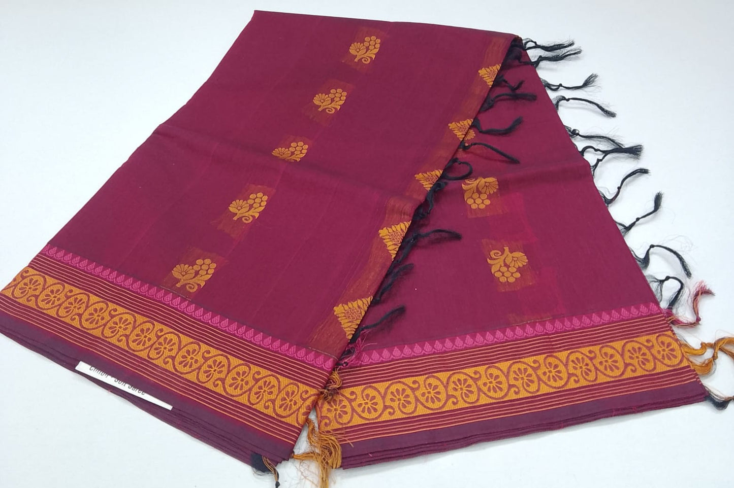 Elegant Wine Maroon Pure Cotton Handloom Saree with Gold Paisley Pallu