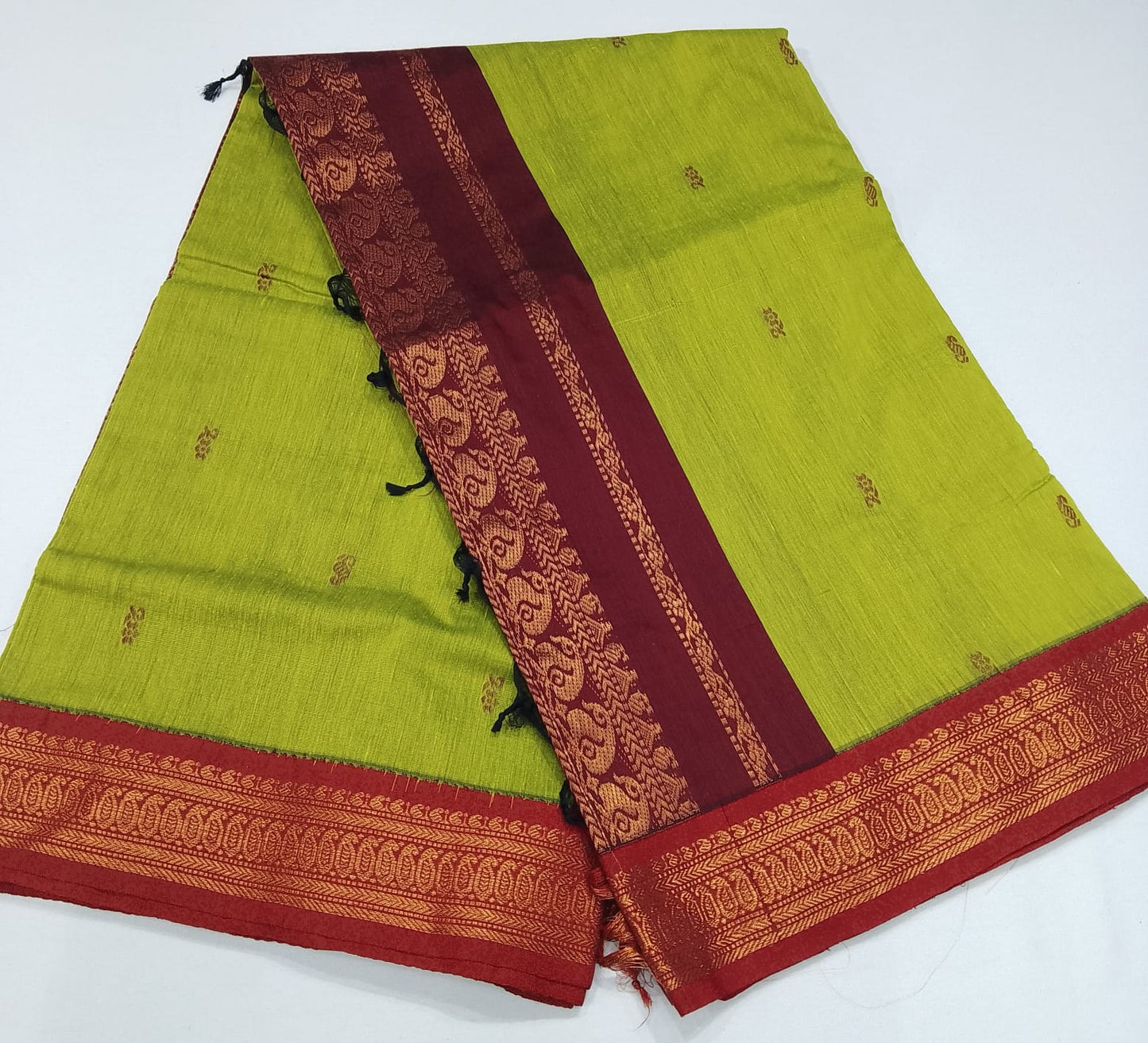 Kalyani Cotton Saree in Parrot Green with Wine Purple Zari Pallu