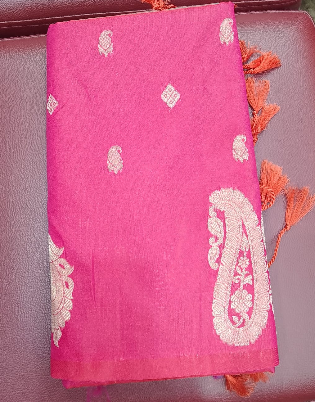 Semi Soft Silk Rani Pink Saree with Steel Grey Contrast Pallu & Silver Zari Peacock Motifs