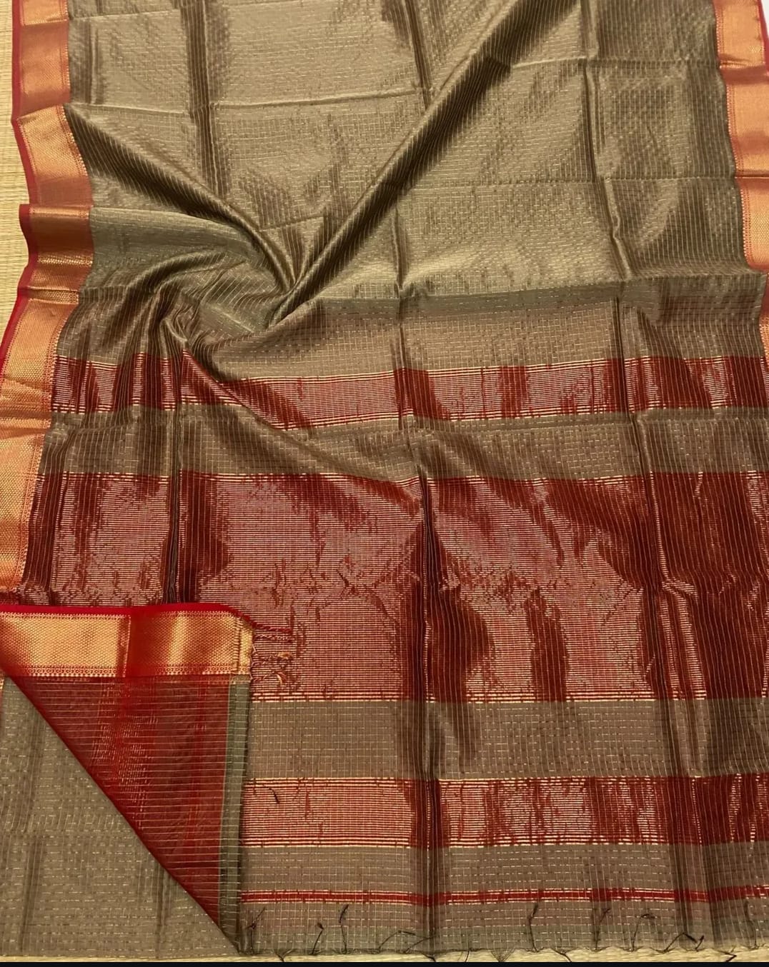 Pure Maheshwari Handloom Silk Saree in Olive Gold with Maroon Border