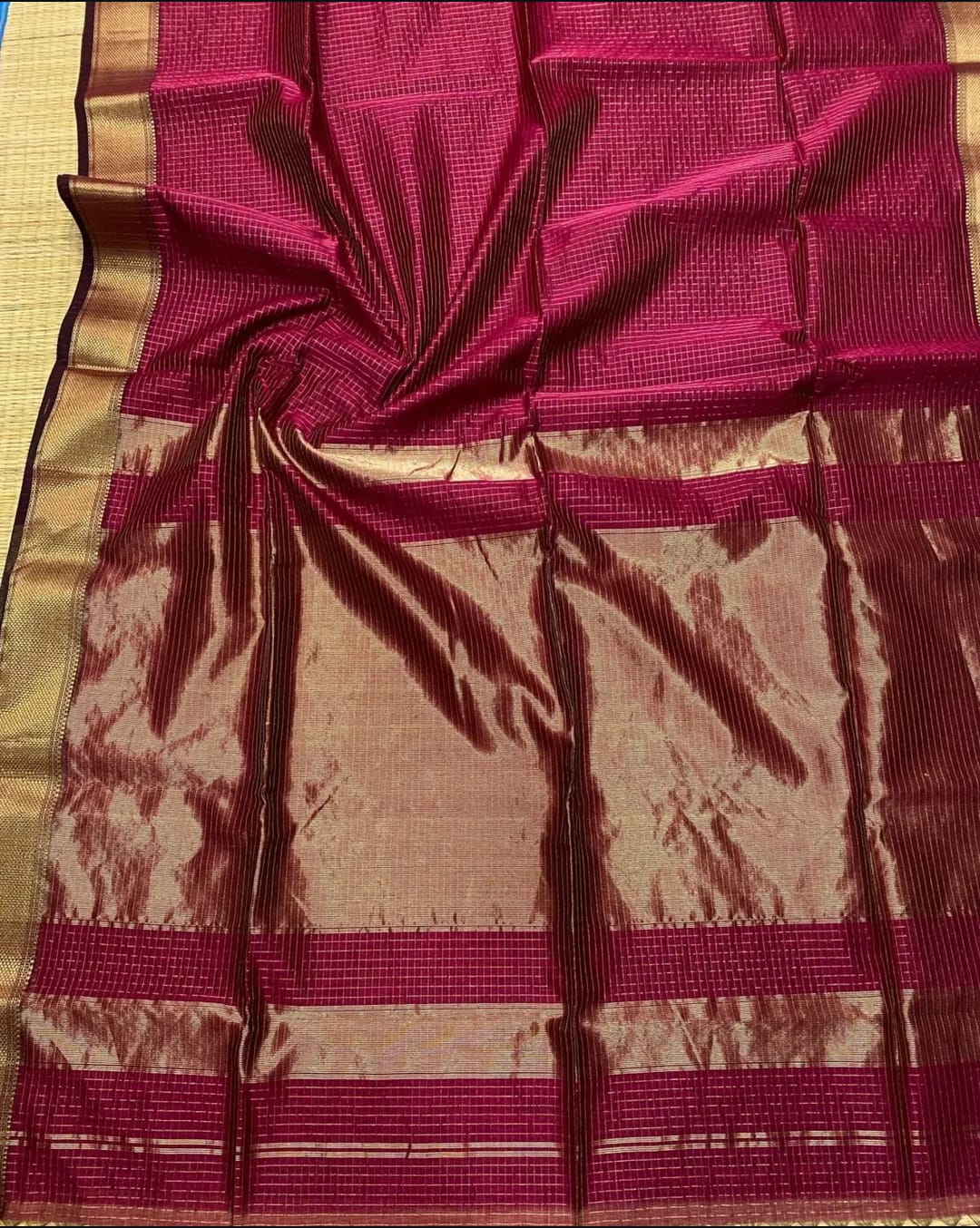 Pure Maheshwari Handloom Silk Saree in Rani Pink with Gold Border