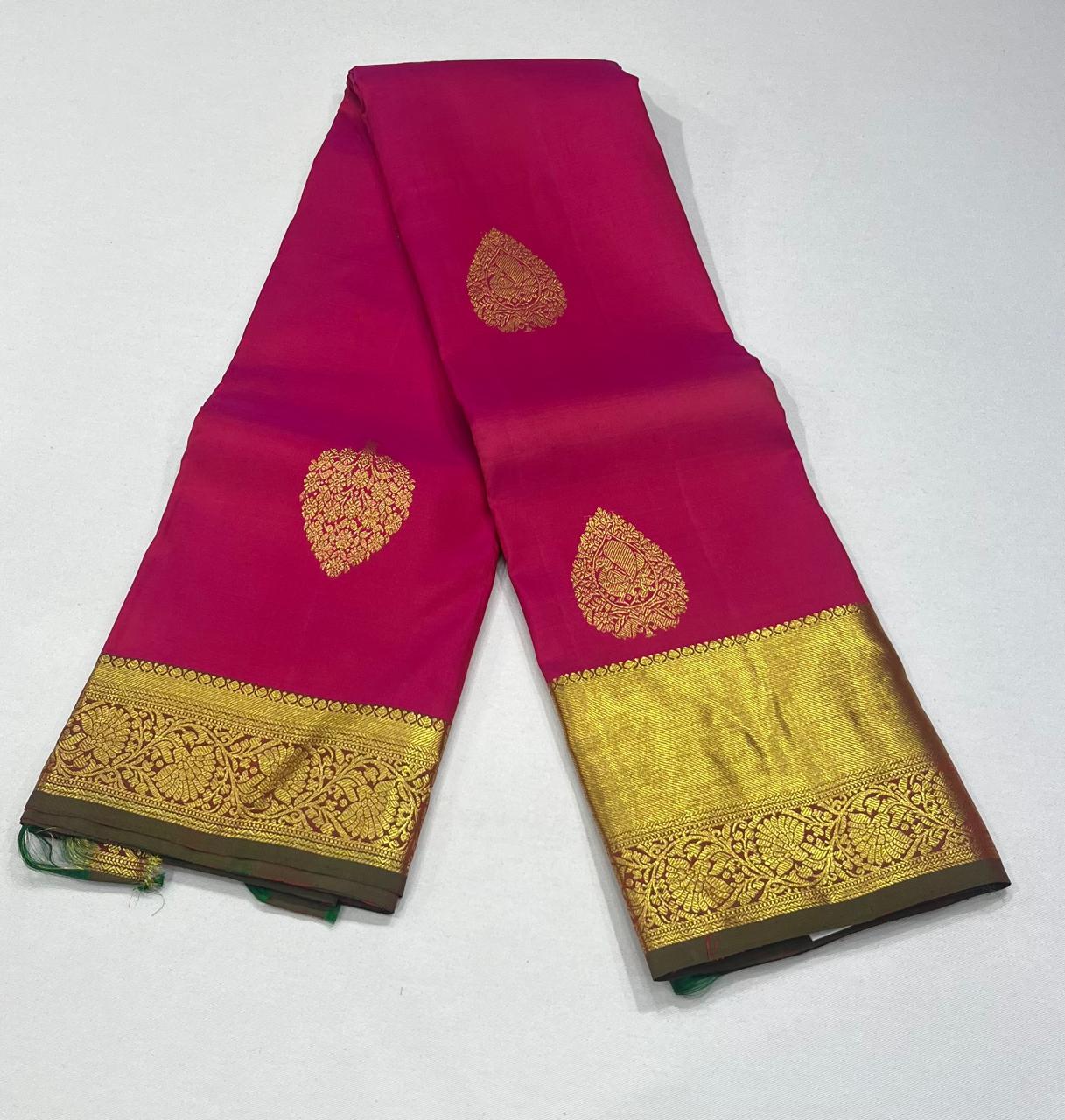 Dual Tone Saree – Rani Pink & Bottle Green with Rich Zari Weaving