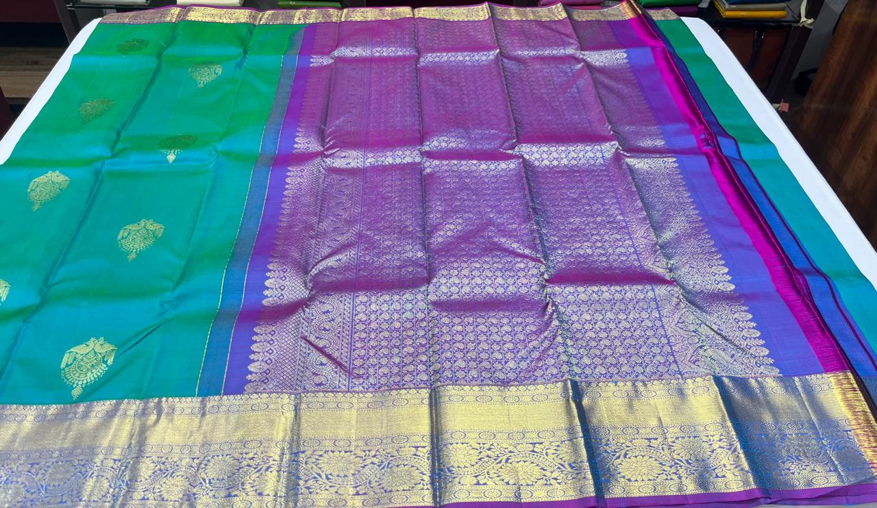 Kanjivaram Saree – Aqua Green & Magenta Purple Dual Tone