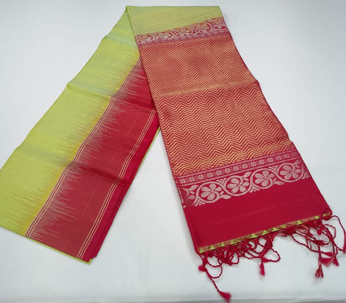 Pure Handloom Soft Silk Dual Tone Saree – Lime Green & Rani Pink with Rich Zari Pallu