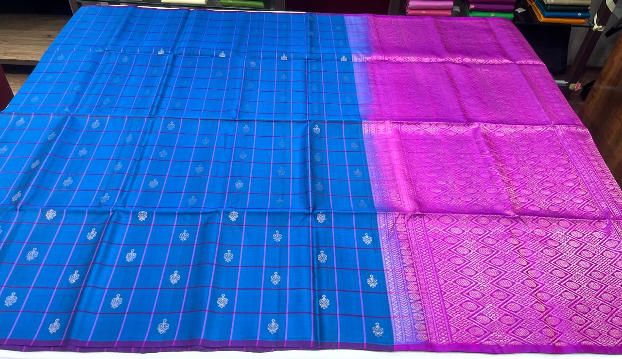 Pure Handloom Soft Silk Saree – Royal Navy Blue with Royal Violet Rich Pallu
