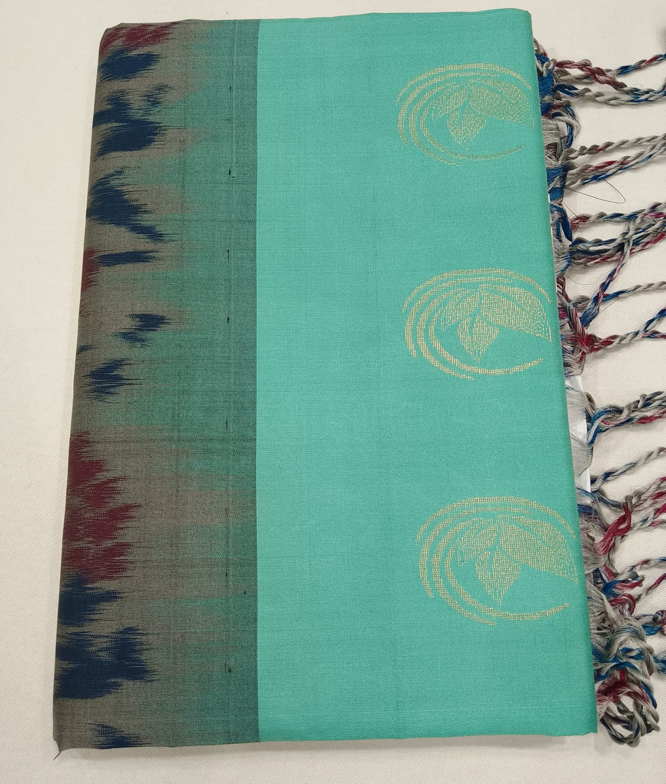Pure Handloom Silk Pochampally Saree – Aqua Mint Green with Floral Ikat Grey Pallu