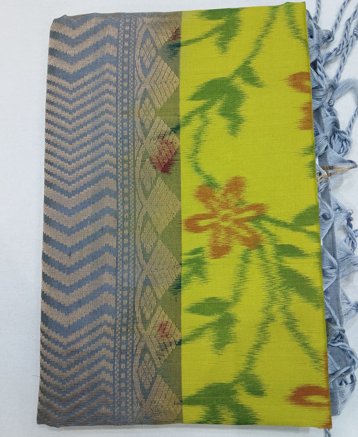 Pure Handloom Silk Pochampally Saree – Sunshine Yellow Floral Ikat with Silver Grey Pallu