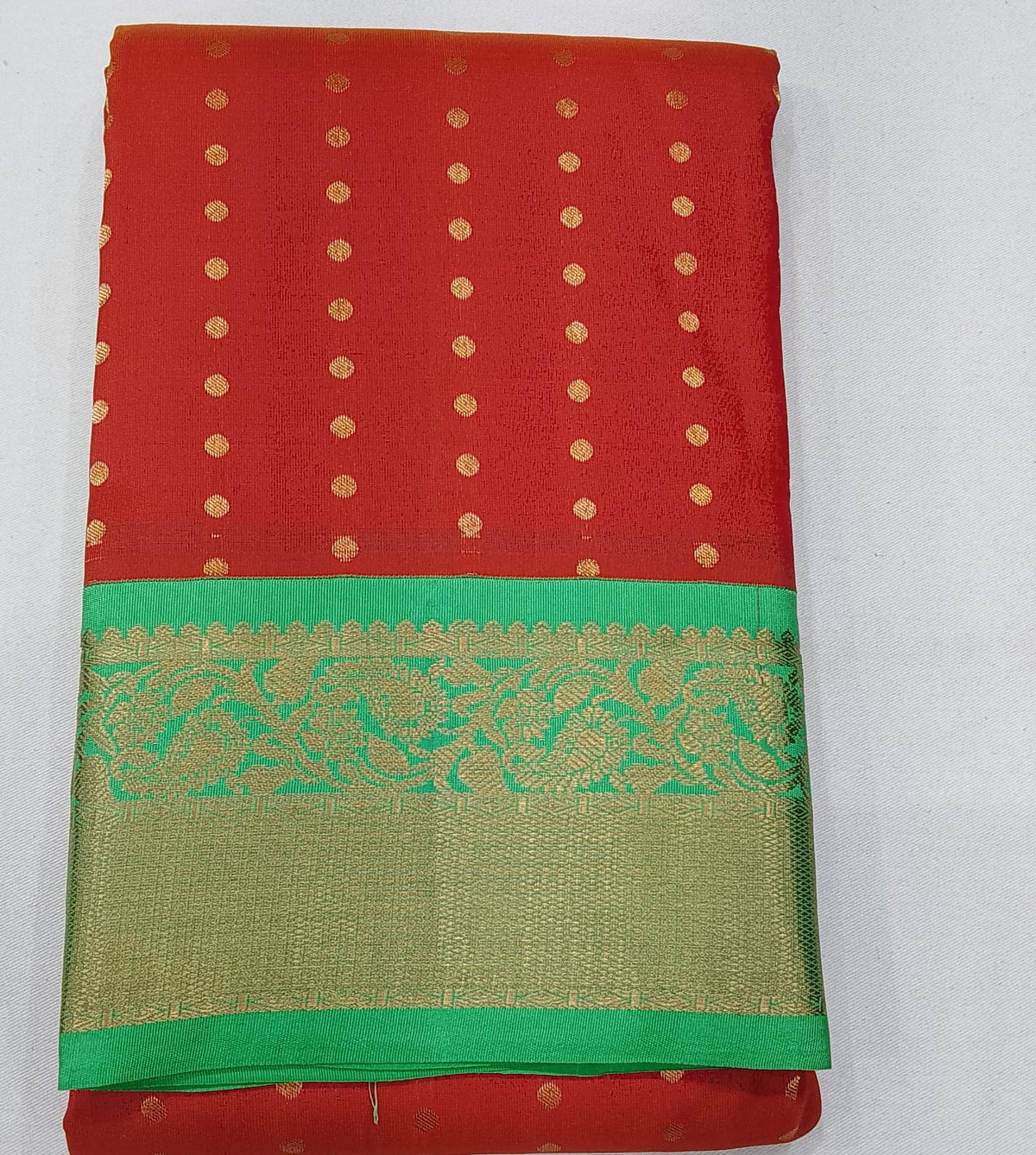 Pure Kanjivaram Silk Saree – Dual-Shade Coral Red & Orange-Red with Parrot Green  Korvai Zari Border
