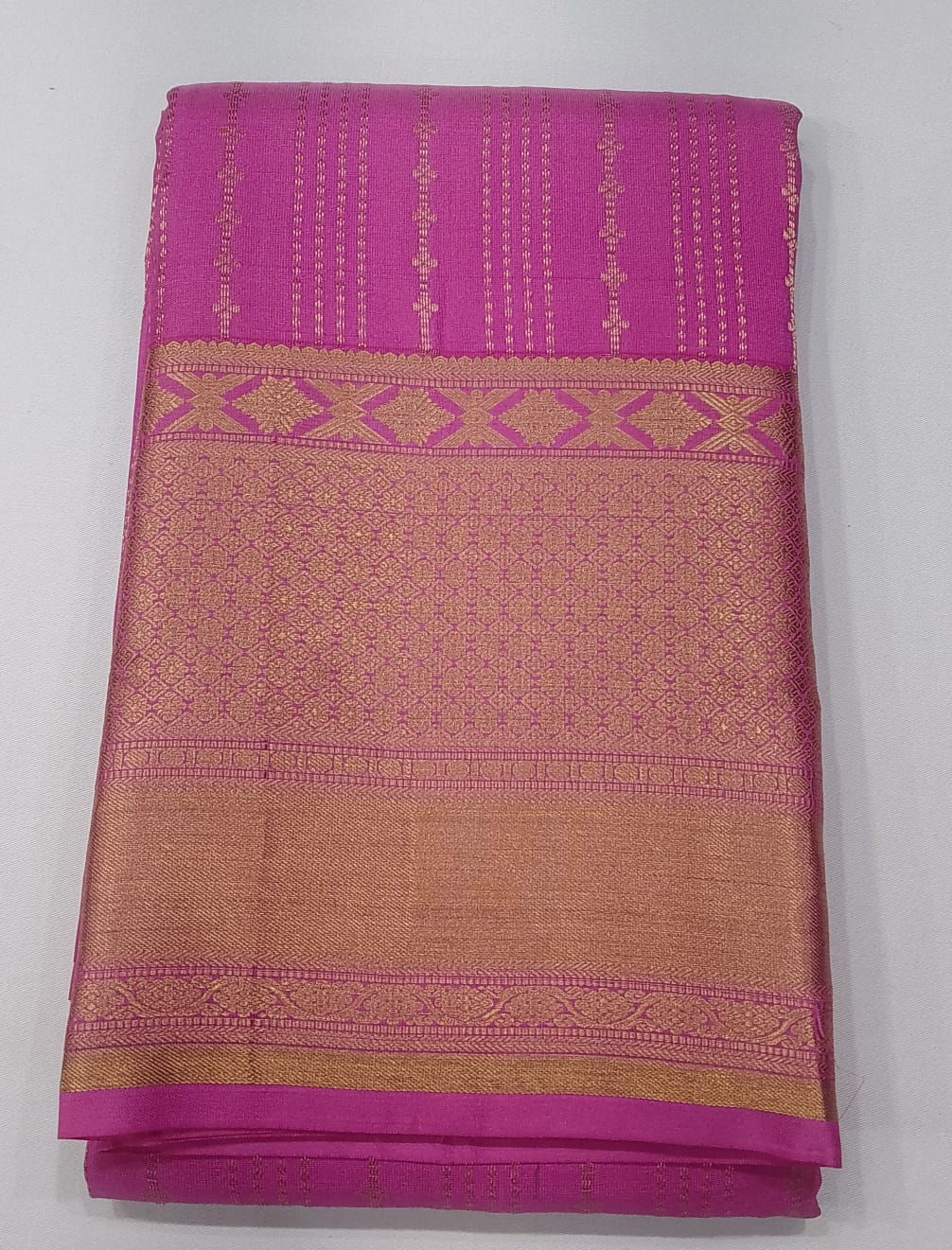 Pure Kanjivaram Handloom Magenta Pink Silk Saree with Antique Gold Zari