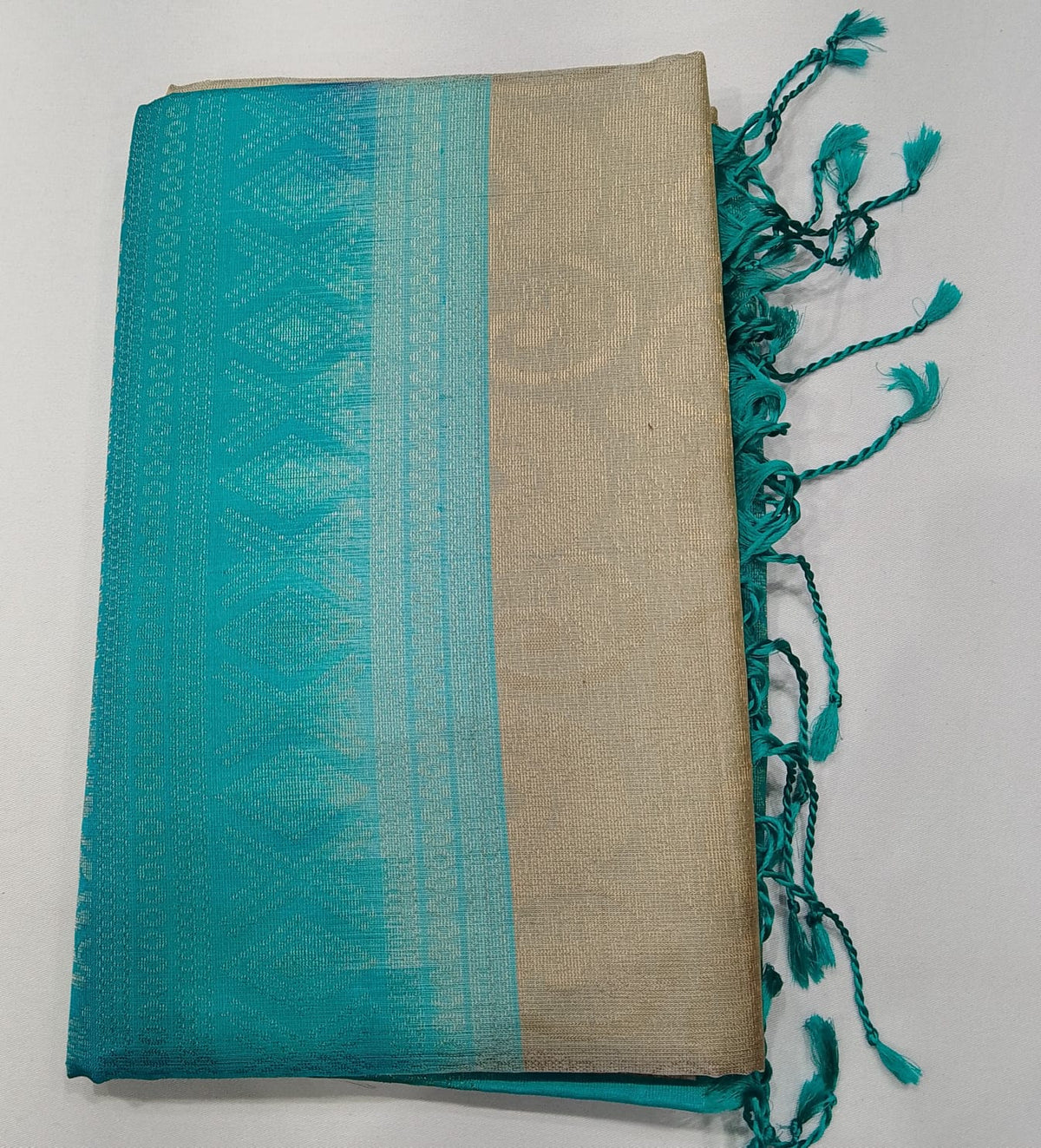 Pure Handloom Soft Silk Borderless Saree – Cream Beige with Turquoise Blue Pallu