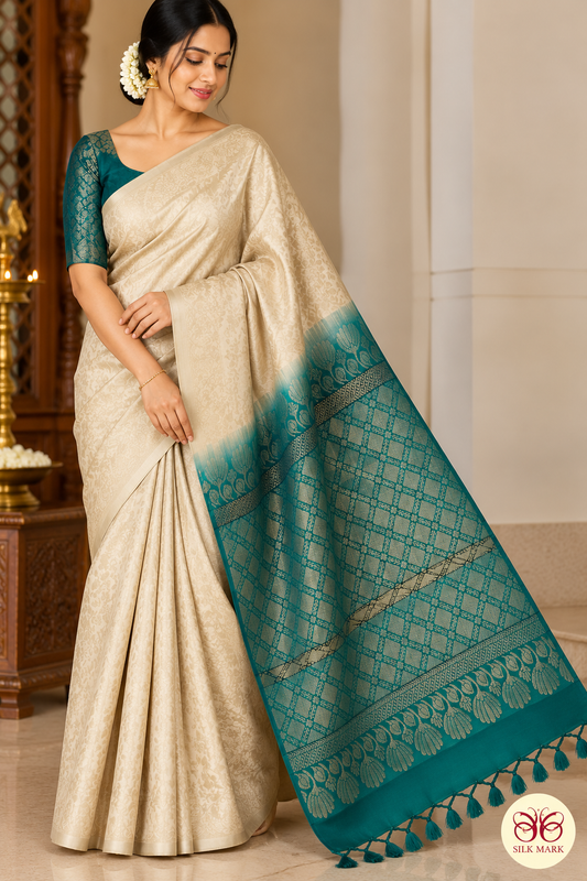 Pure Handloom Soft Silk Borderless Saree – Ivory Cream with Deep Teal Green Pallu