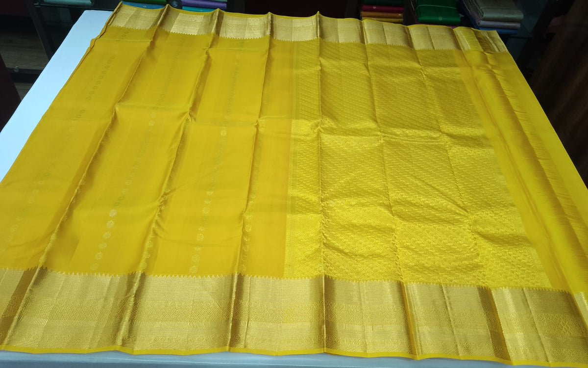 Pure Handloom Kanjivaram Dual Shade Silk Saree – Haldi Yellow & Golden Mustard with Antique Gold Zari