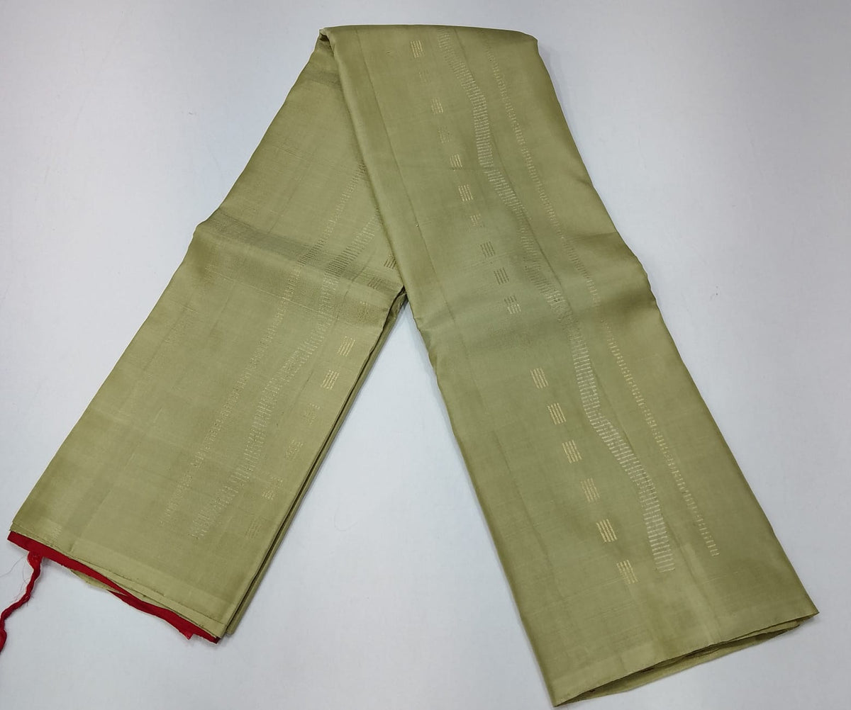 Pure Handloom Soft Silk Borderless Saree in Sage Green with Rich Rani Pink Designer Pallu