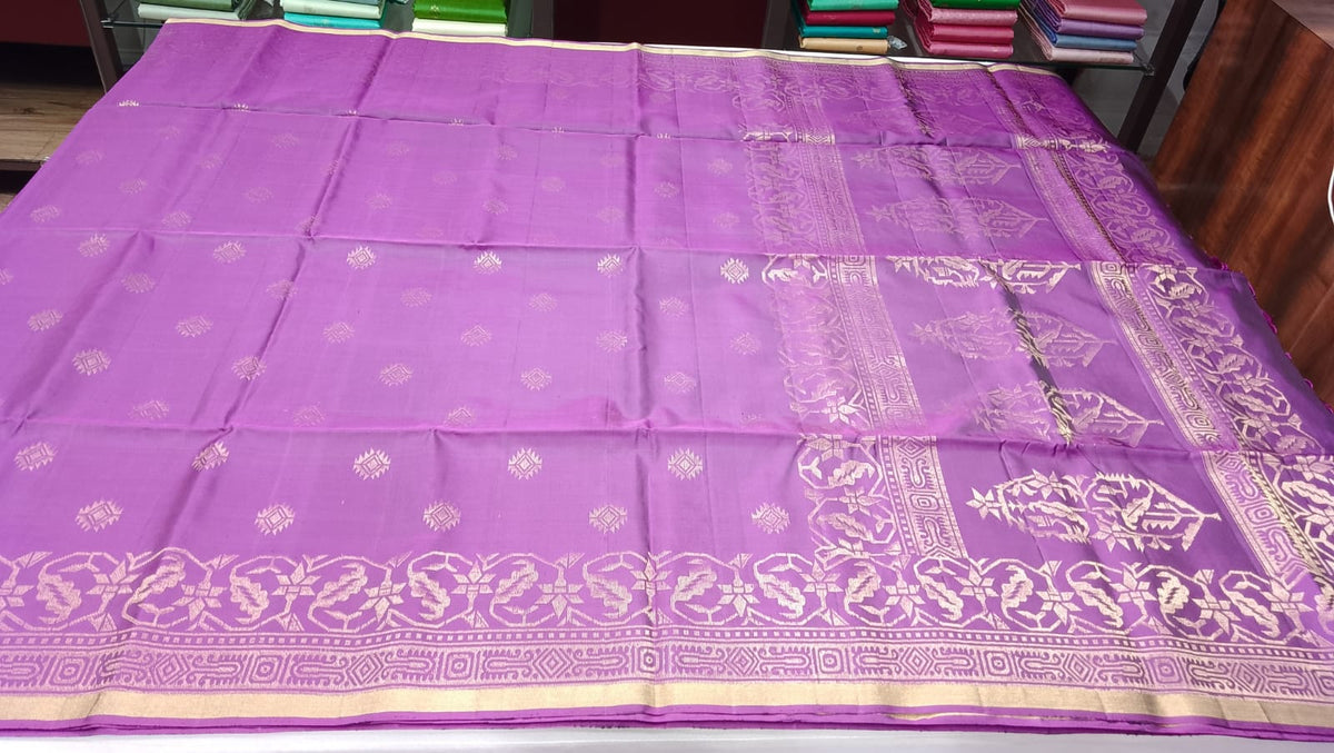 Pure Handloom Soft Silk Saree in Rich Purple with a subtle Magenta undertone with Antique Gold Zari