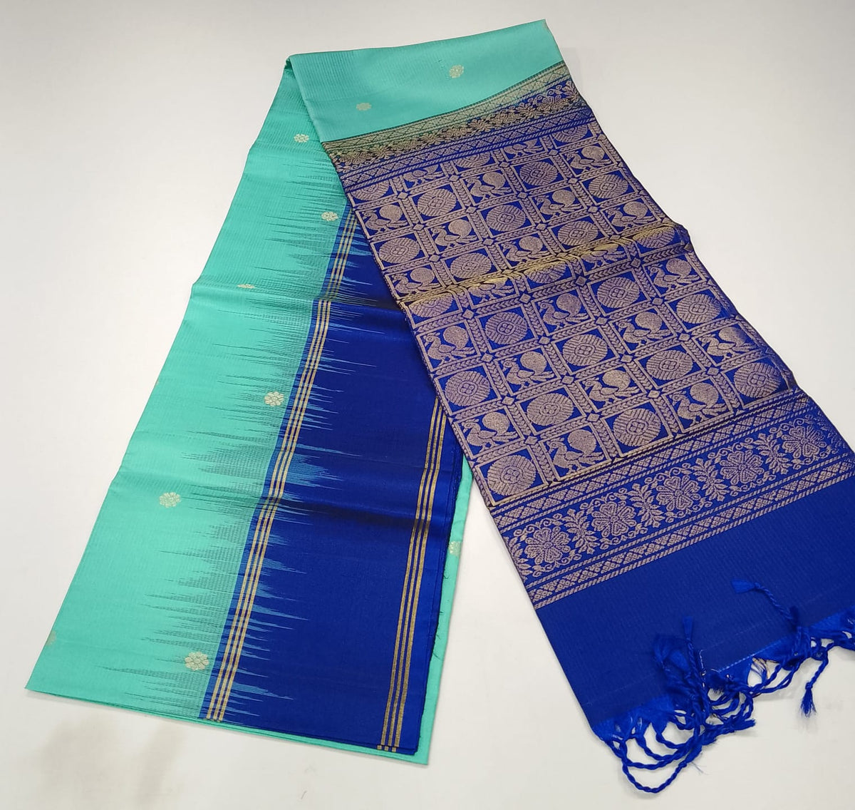 Pure Handloom Soft Silk Saree – Sea Green with Royal Blue Zari Pallu