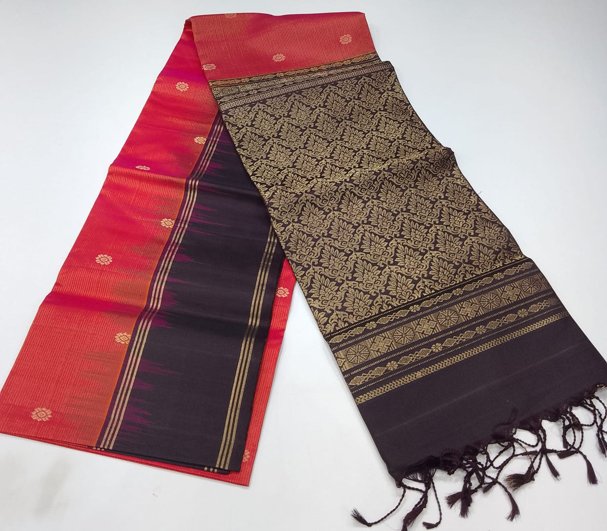 Pure Handloom Soft Silk Saree in Coral Pink with Charcoal Black Zari Pallu