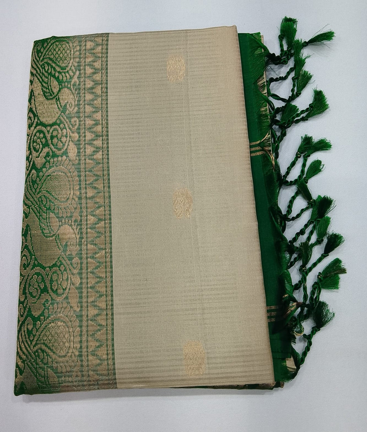Pure Handloom Soft Silk Cream Saree with Emerald Green Zari Border & Rich Pallu